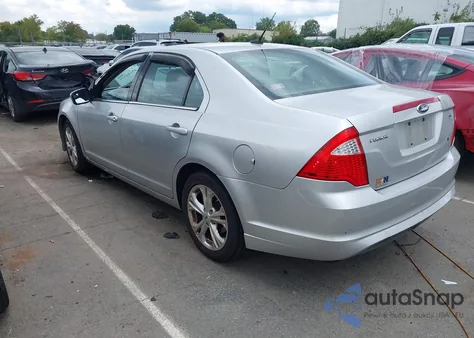 2012 Ford Fusion Se z USA, uszkodzony, nr VIN 3FAHP0HA1CR408769